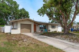 Picture of 2153 Pocahontas Drive, Largo, FL 33774