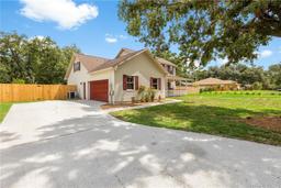 Picture of 2512 Rustic Oaks Drive, Lutz, FL 33559
