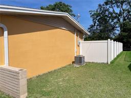 Picture of 19 S Davis Street, Beverly Hills, FL 34465