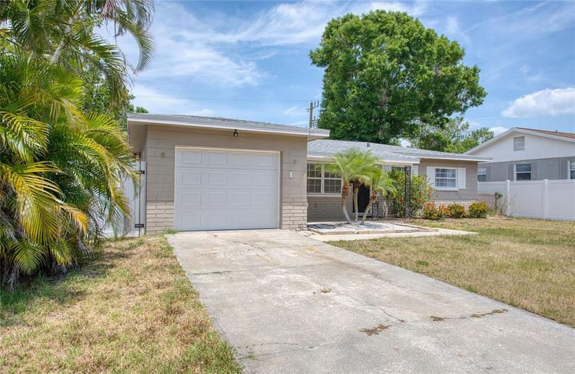 Picture of 211 80Th Avenue N, St Petersburg FL 33702