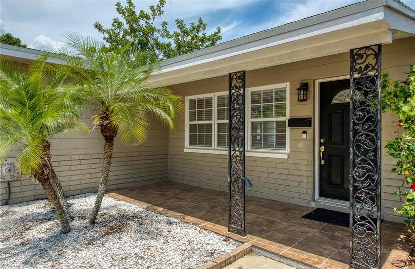 Picture of 211 80Th Avenue N, St Petersburg FL 33702