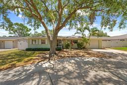 Picture of 12453 138Th Street N, Largo, FL 33774