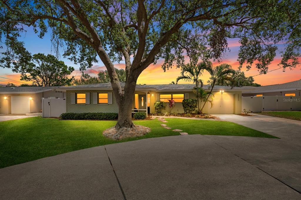 Picture of 12453 138Th Street N, Largo, FL 33774