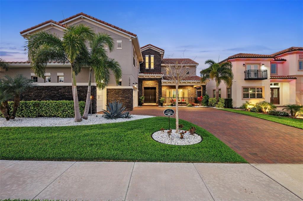 Picture of 10196 Bucklow Hill Drive, Orlando, FL 32832