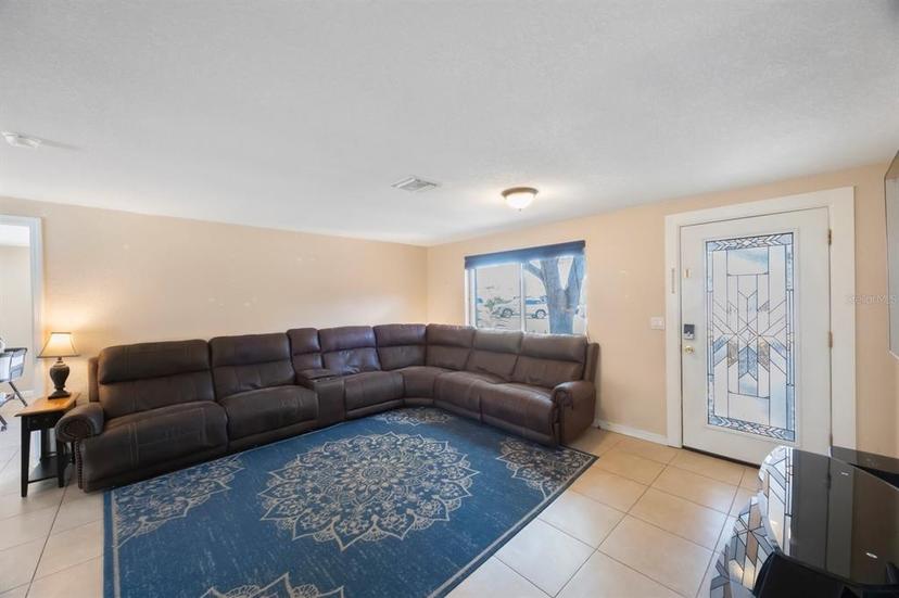 Picture of 1159 19Th Avenue Sw, Largo FL 33778