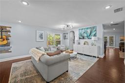 Picture of 3417 W Alline Avenue, Tampa, FL 33611