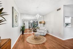 Picture of 1281 Pine Ridge Circle E Unit H1, Tarpon Springs, FL 34688