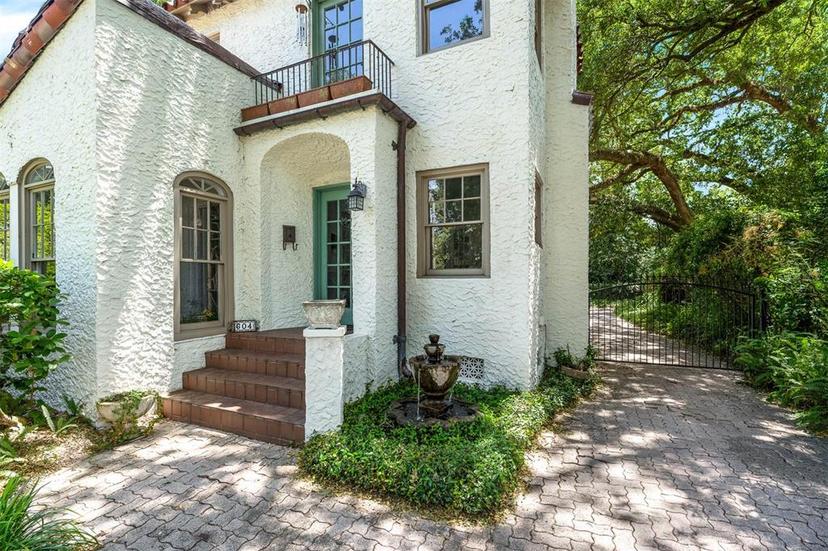 Picture of 604 Cherokee Drive, Orlando FL 32801