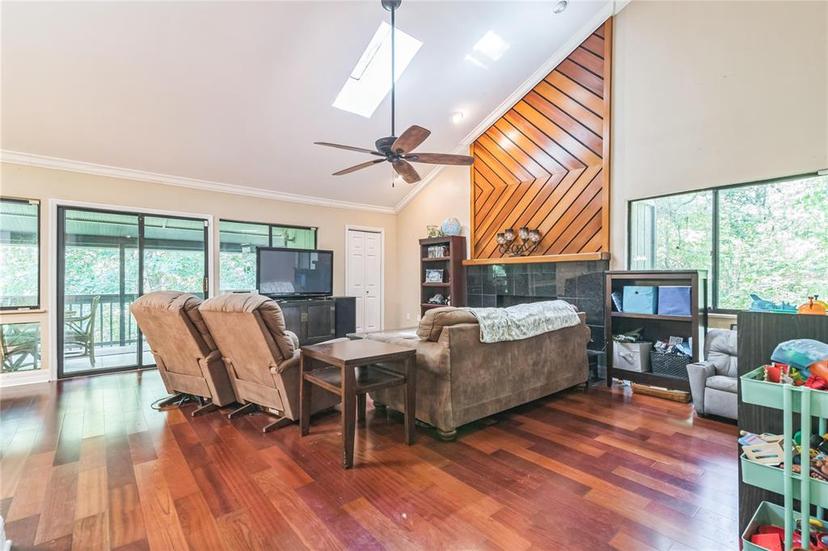 Picture of 1633 NW 19Th Circle, Gainesville FL 32605