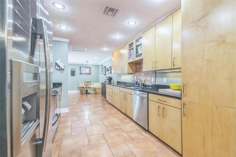 Picture of 1633 NW 19Th Circle, Gainesville FL 32605