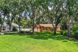 Picture of 909 Lake Deeson Point, Lakeland, FL 33805