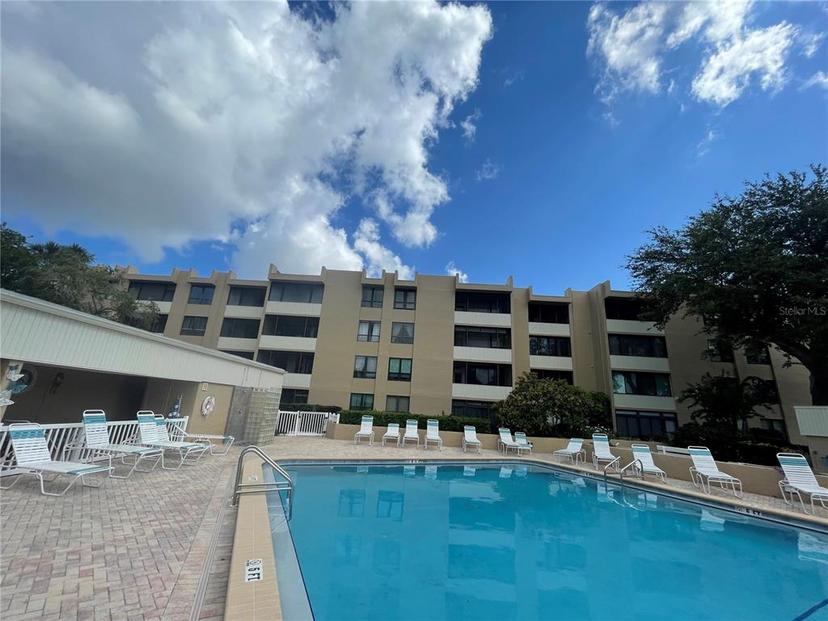 Picture of 2615 Cove Cay Drive Unit 408, Clearwater FL 33760