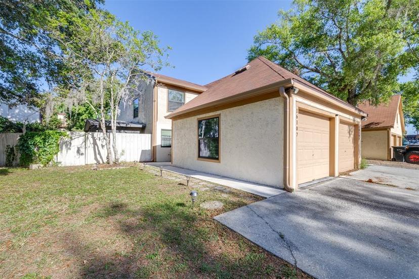 Picture of 16107 Dawnview Drive, Tampa FL 33624