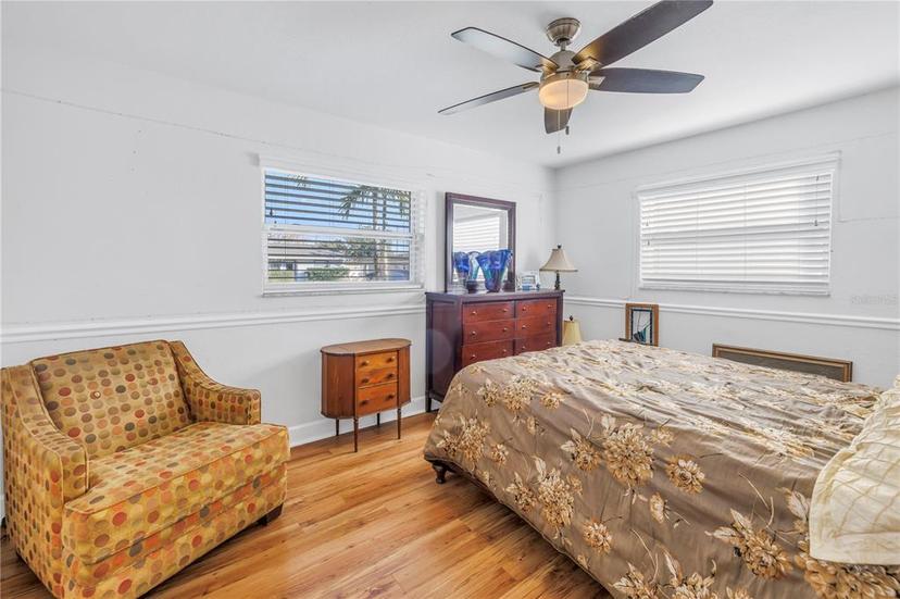Picture of 1990 59Th Street N, St Petersburg FL 33710