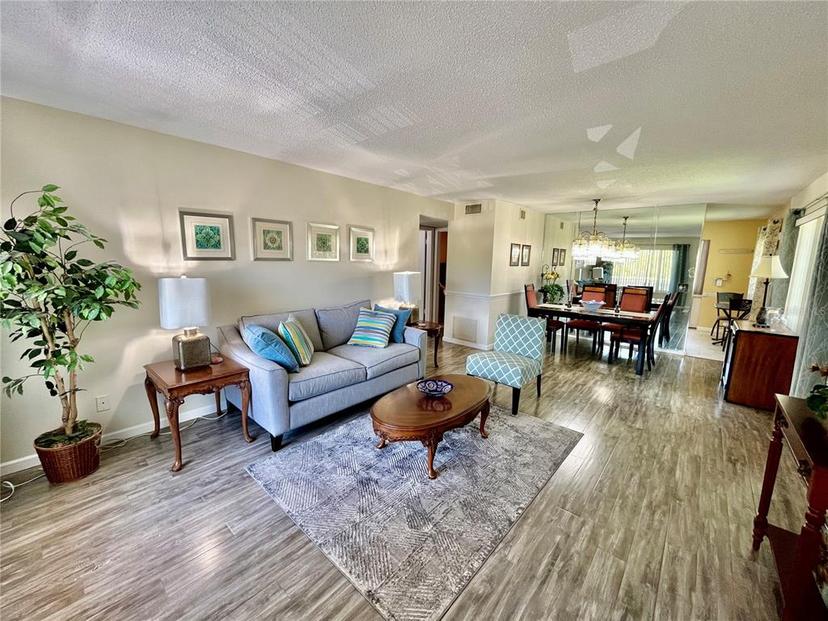 Picture of 2457 Ecuadorian Way Unit 57, Clearwater FL 33763