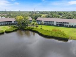 Picture of 821 Waterside Drive Unit 205, Venice, FL 34285