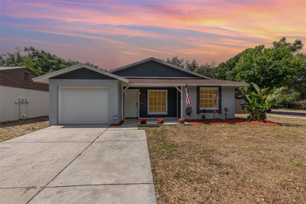 Picture of 1622 Crystalview Trail, Lakeland, FL 33801
