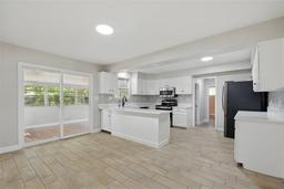 Picture of 326 Evergreen Court, Apopka, FL 32712