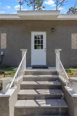 Picture of 1611 Creekwood Run, Lakeland, FL 33809