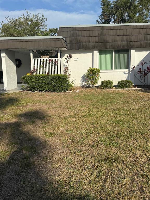 Picture of 3921 Lakeside Road Unit 168, Sarasota FL 34232