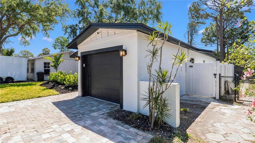 Picture of 1710 Shore Acres Boulevard Ne, St Petersburg FL 33703