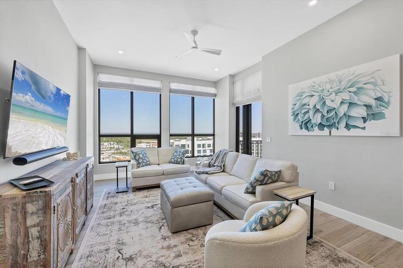 Picture of 33 S Palm Avenue Unit 1403, Sarasota FL 34236