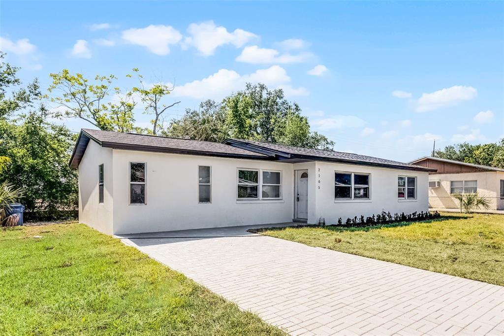 Picture of 2105 9Th Street Ne, Winter Haven, FL 33880