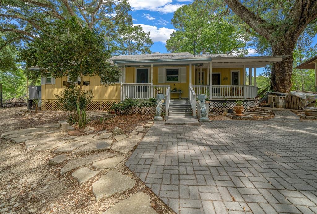Picture of 3503 E Westcove Court, Dunnellon, FL 34434