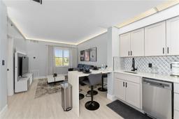 Picture of 7601 Canada Avenue Unit 305, Orlando, FL 32819