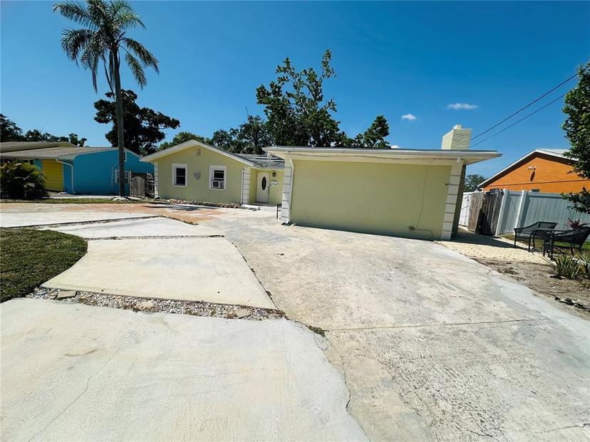 Picture of 1101 Alcazar Way S, St Petersburg FL 33705