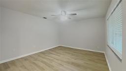 Picture of 2105 Oakview Lane, Plant City, FL 33566