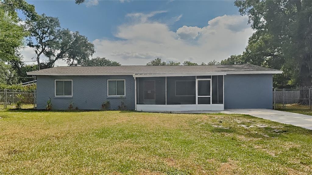 Picture of 2105 Oakview Lane, Plant City, FL 33566