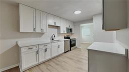 Picture of 2105 Oakview Lane, Plant City, FL 33566