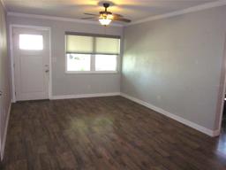 Picture of 162 SW Lincoln Circle N, St Petersburg, FL 33703