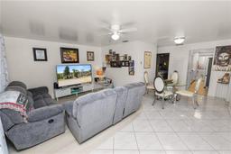Picture of 1900 58Th Avenue N Unit 26, St Petersburg, FL 33714