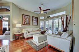 Picture of 1037 Beckley Circle, Venice, FL 34292
