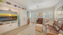 Picture of 1064 N Tamiami Trail Unit 1402, Sarasota, FL 34236