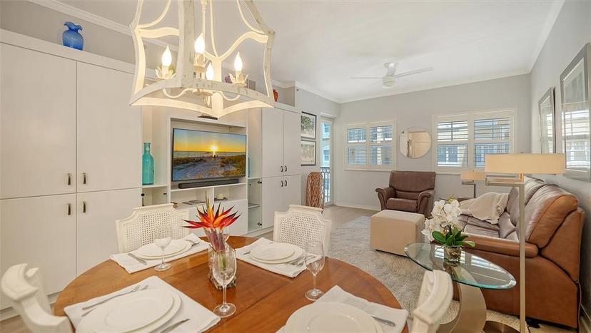 Picture of 1064 N Tamiami Trail Unit 1402, Sarasota FL 34236