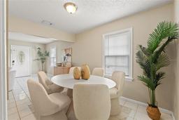Picture of 1020 W Berry Avenue, Tampa, FL 33603