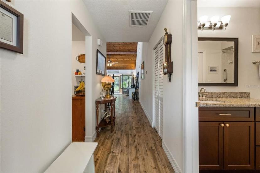 Picture of 7907 4Th Avenue W Unit 7907, Bradenton FL 34209