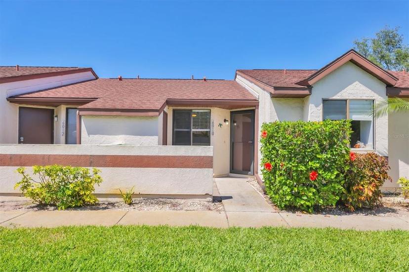 Picture of 6010 36Th Avenue Circle W Unit E, Bradenton FL 34209