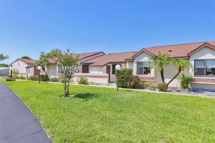 Picture of 6010 36Th Avenue Circle W Unit E, Bradenton FL 34209