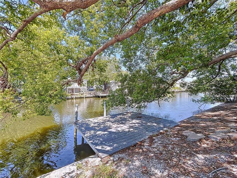 Picture of 5806 Liverpool Drive, Tampa FL 33615