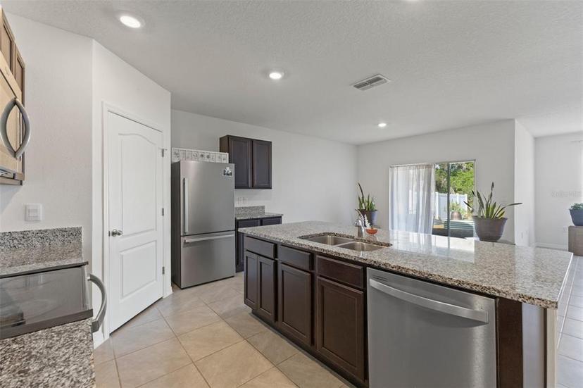 Picture of 3341 Lounging Wren Lane, Bartow FL 33830