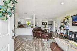 Picture of 4403 W Bay Court Avenue, Tampa, FL 33611