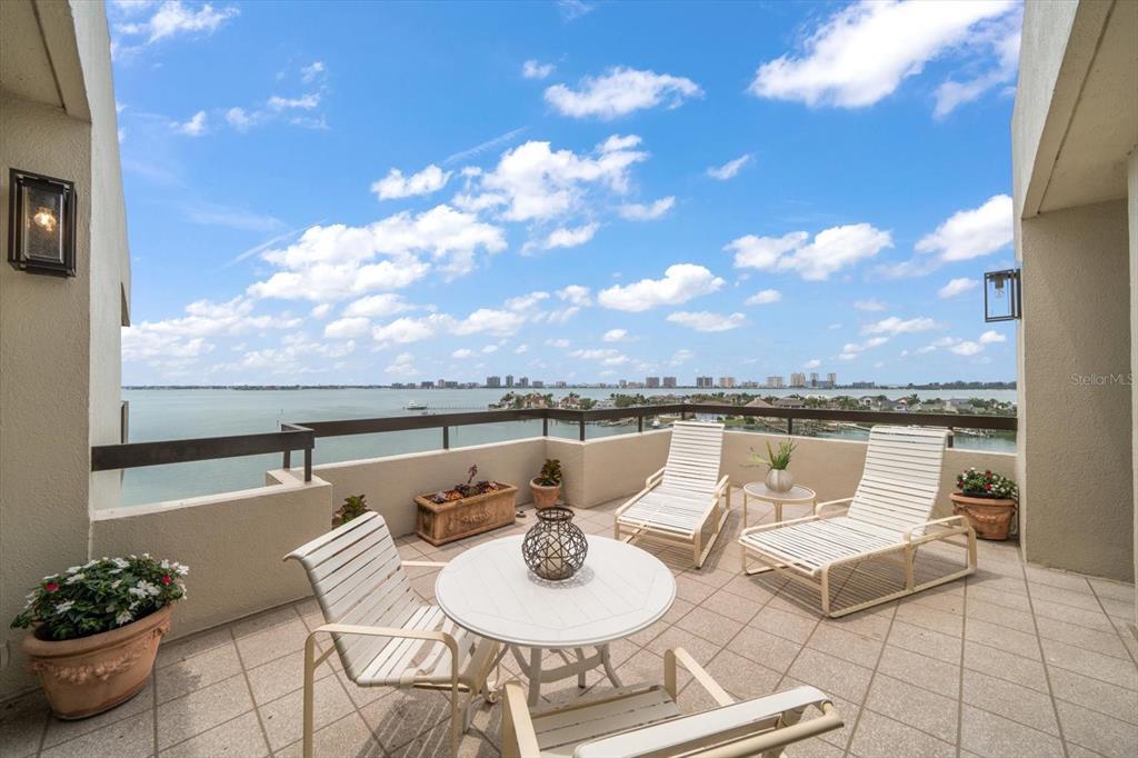 Picture of 4 Belleview Boulevard Unit 802, Belleair, FL 33756