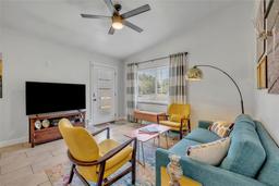 Picture of 440 E Crystal Lake Street, Orlando, FL 32806