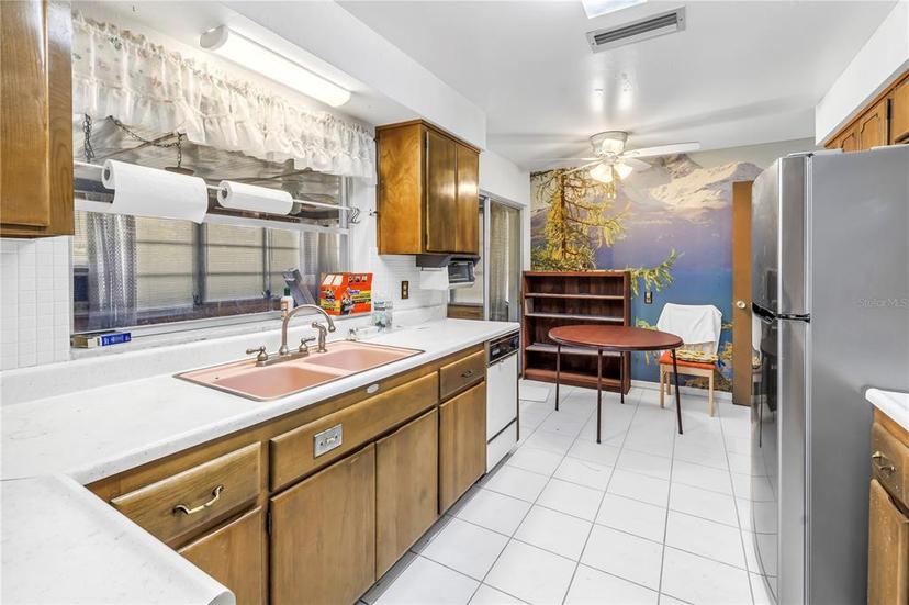 Picture of 1301 62Nd Terrace S, St Petersburg FL 33705