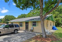 Picture of 2213 Bates Avenue, Eustis, FL 32726