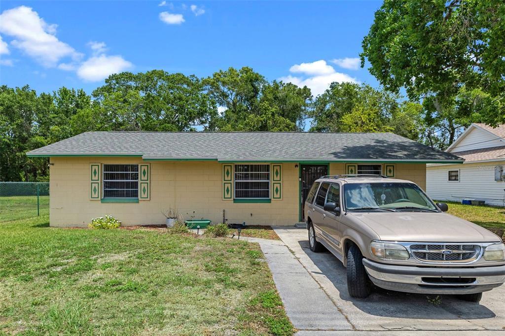 Picture of 2213 Bates Avenue, Eustis, FL 32726